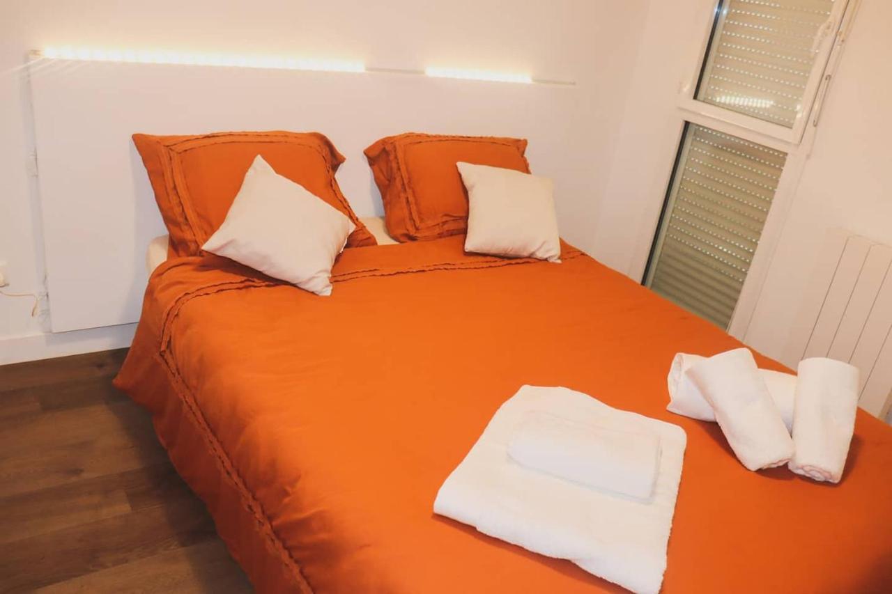 T3 Au Centre Ville Avec Balcon, Parking Gratuit แก็งแปร์ ภายนอก รูปภาพ